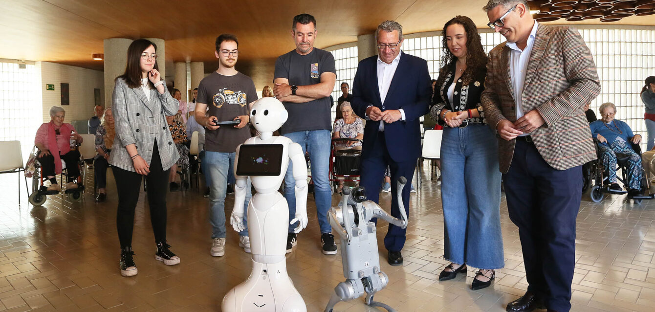 051325-robots-sociales-hogar-provincial